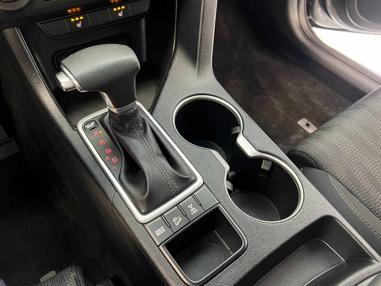 2020 Kia Sportage LX AWD+New Tires & Brakes+ApplePlay+CLEAN CARFAX - Photo #35