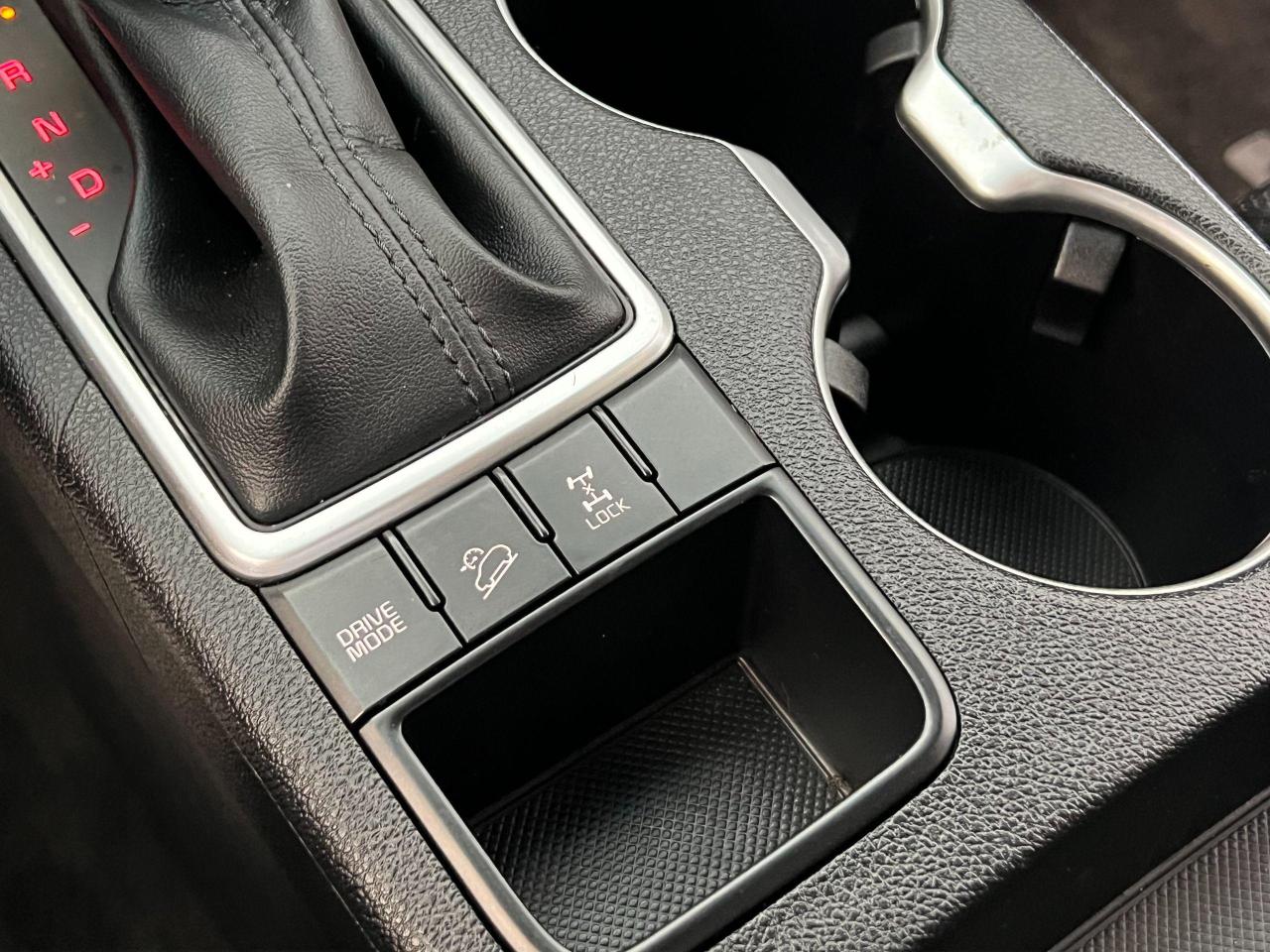 2020 Kia Sportage LX AWD+New Tires & Brakes+ApplePlay+CLEAN CARFAX - Photo #37
