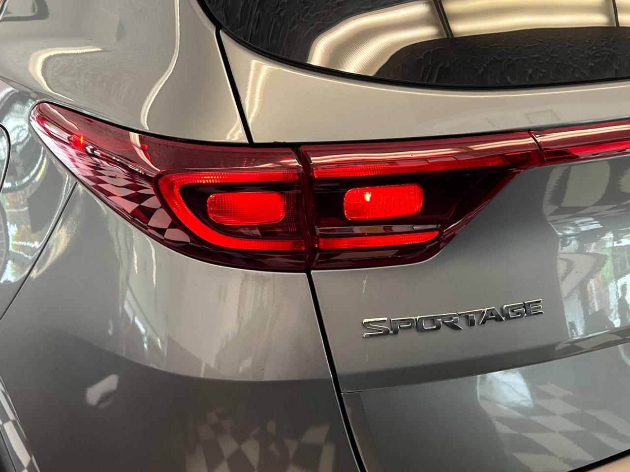 2020 Kia Sportage LX AWD+New Tires & Brakes+ApplePlay+CLEAN CARFAX - Photo #51