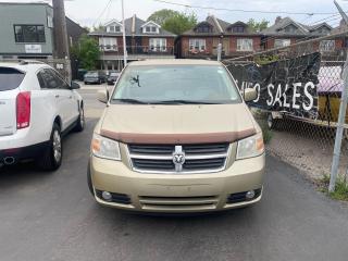 2010 Dodge Grand Caravan SXT *STOW N GO, DVD, BACKUP CAMERA* - Photo #2