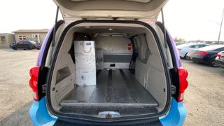 2012 RAM Cargo Van *DELIVERY VAN*DIVIDER*SHELF*ALUMINUM FLOOR*CERT - Photo #11
