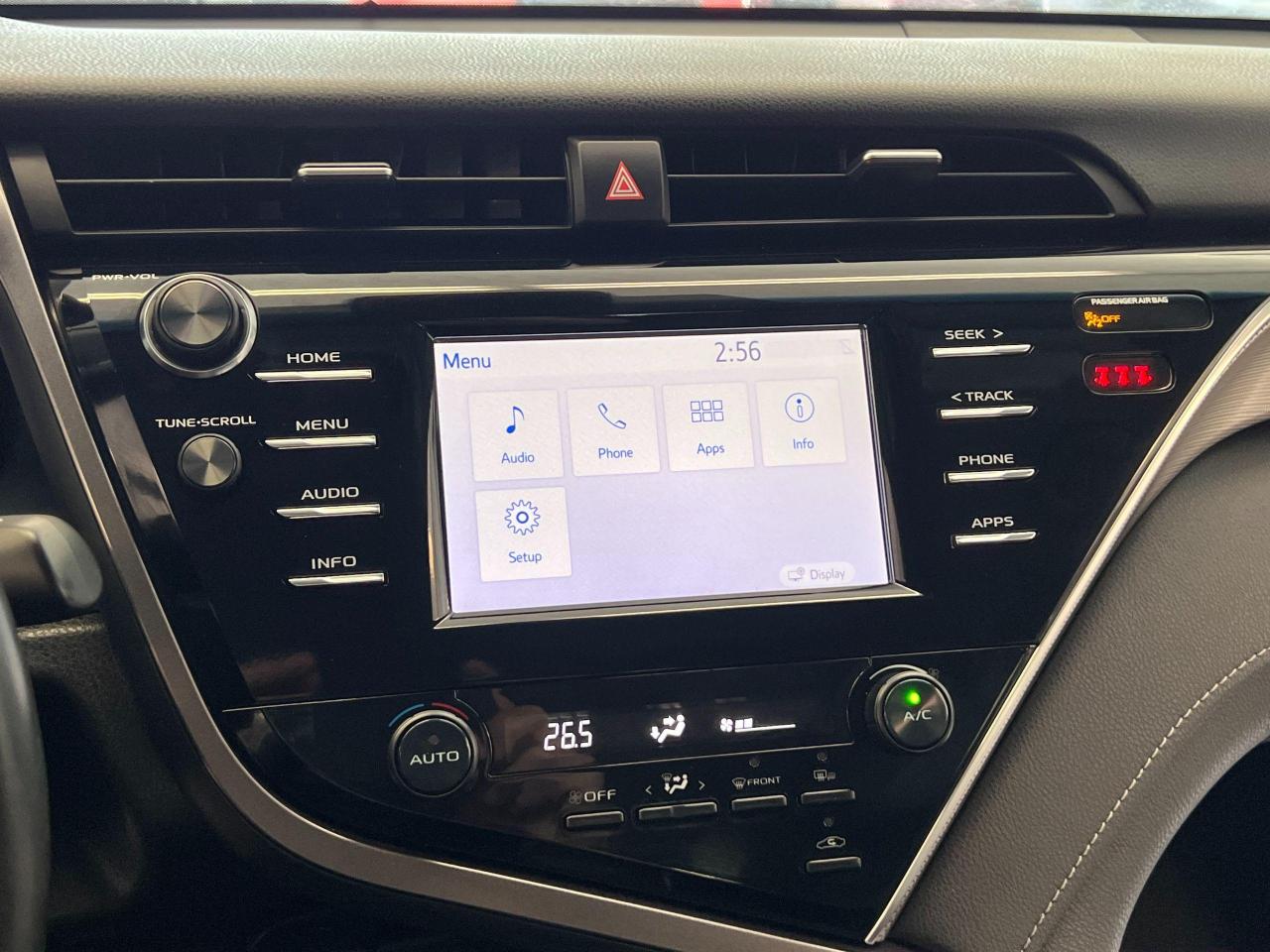 2018 Toyota Camry SE+New Tires+Camera+Heated Seats+CLEAN CARFAX - Photo #10