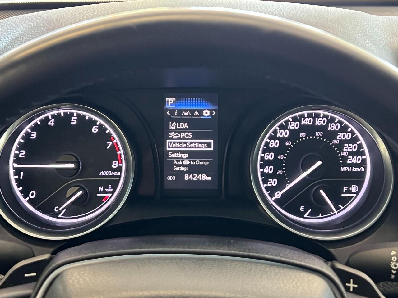 2018 Toyota Camry SE+New Tires+Camera+Heated Seats+CLEAN CARFAX - Photo #17
