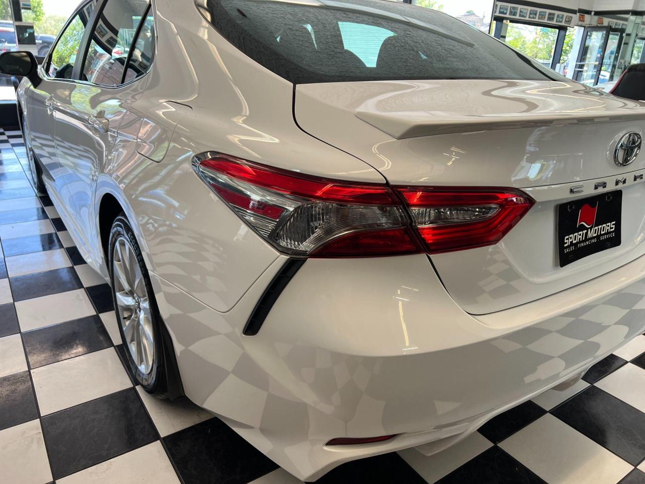2018 Toyota Camry SE+New Tires+Camera+Heated Seats+CLEAN CARFAX Photo100