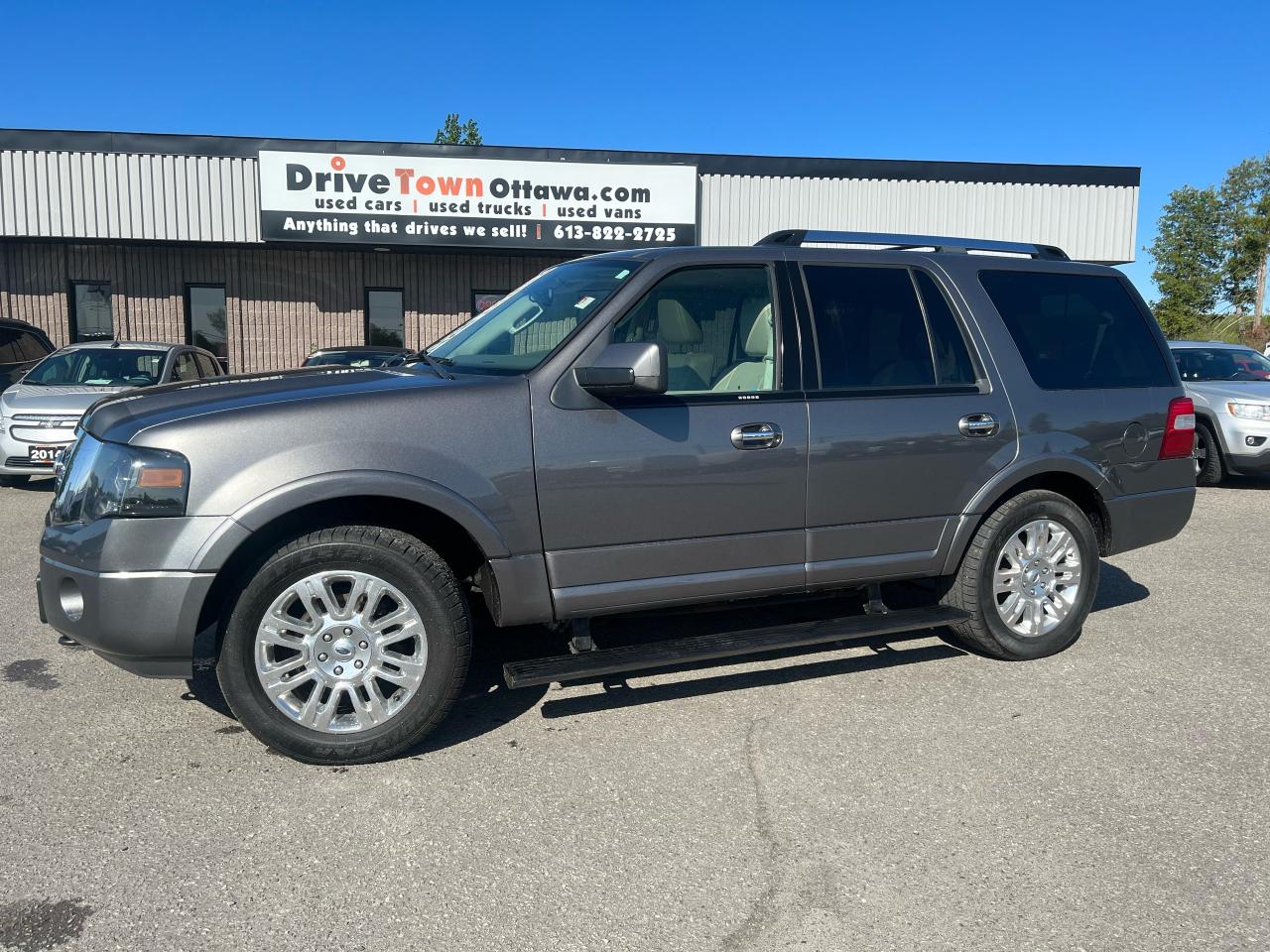 2014 Ford Expedition LIMITED 4X4 **7 PASSENGER** - Photo #1