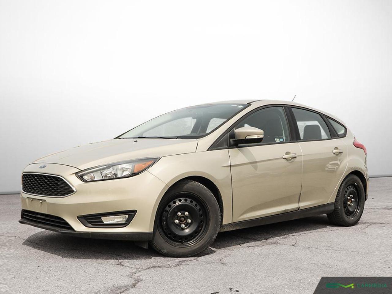 Used 2015 Ford Focus SE Auto Cloth Seats Very Low KM's Including Winter and Summer Tires for sale in St Thomas, ON