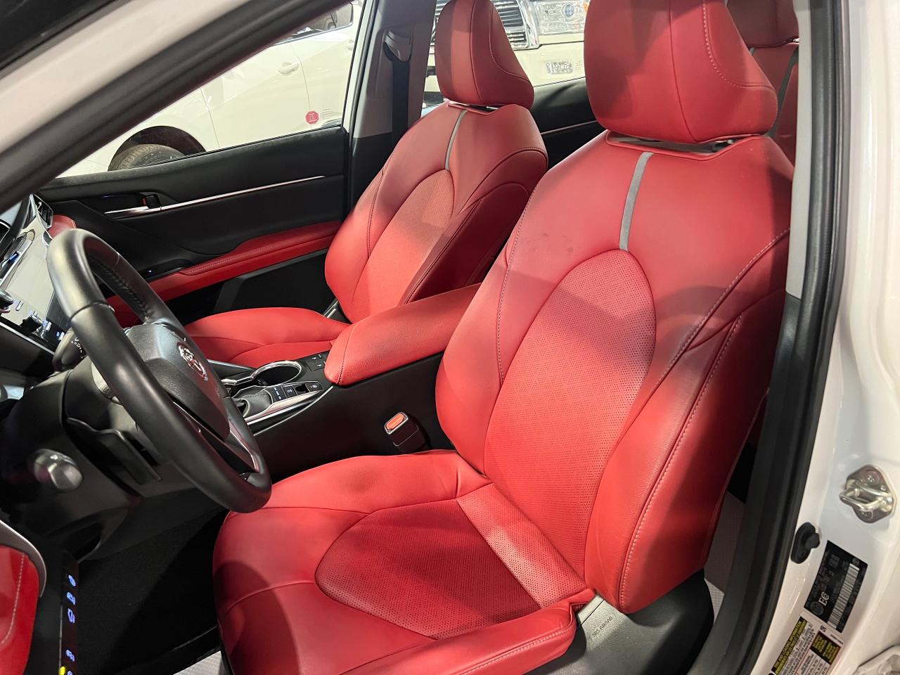 2020 Toyota Camry 4 CYL | AWD | XSE | RED LEATHER - Photo #16
