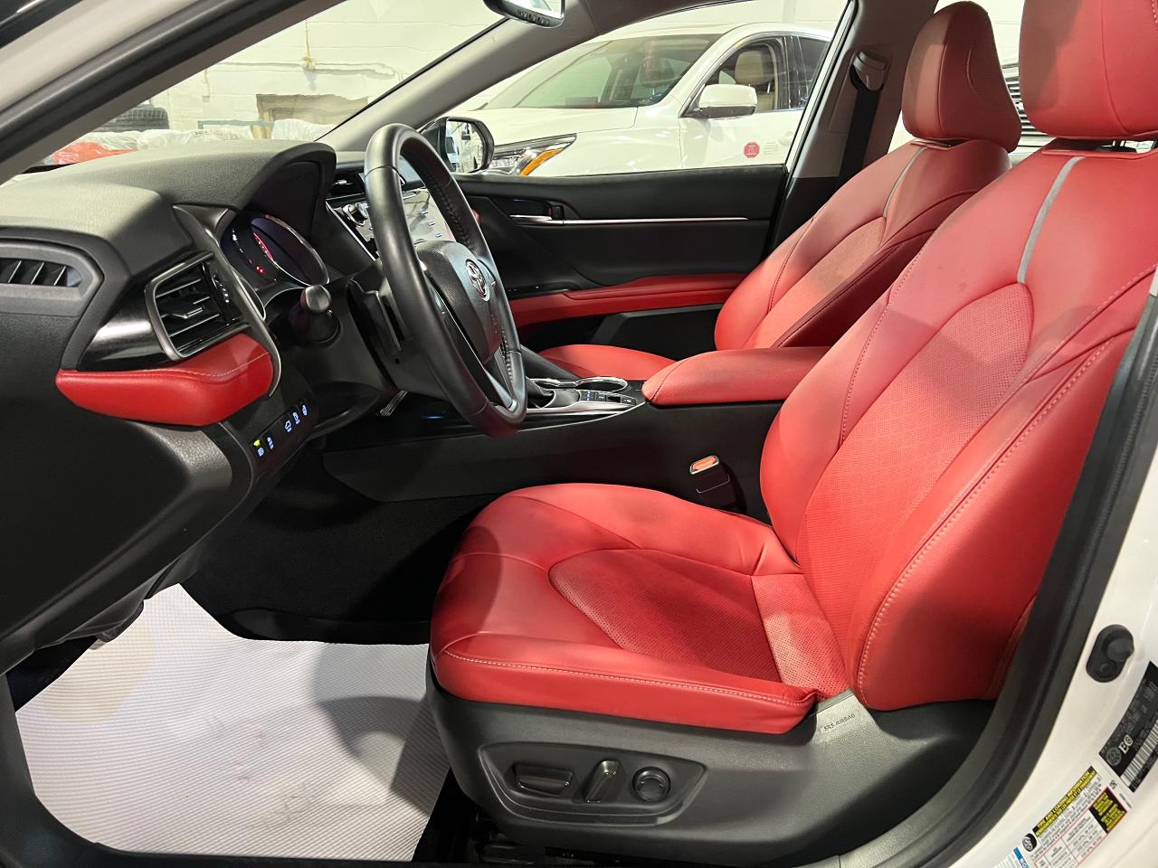 2020 Toyota Camry 4 CYL | AWD | XSE | RED LEATHER - Photo #11