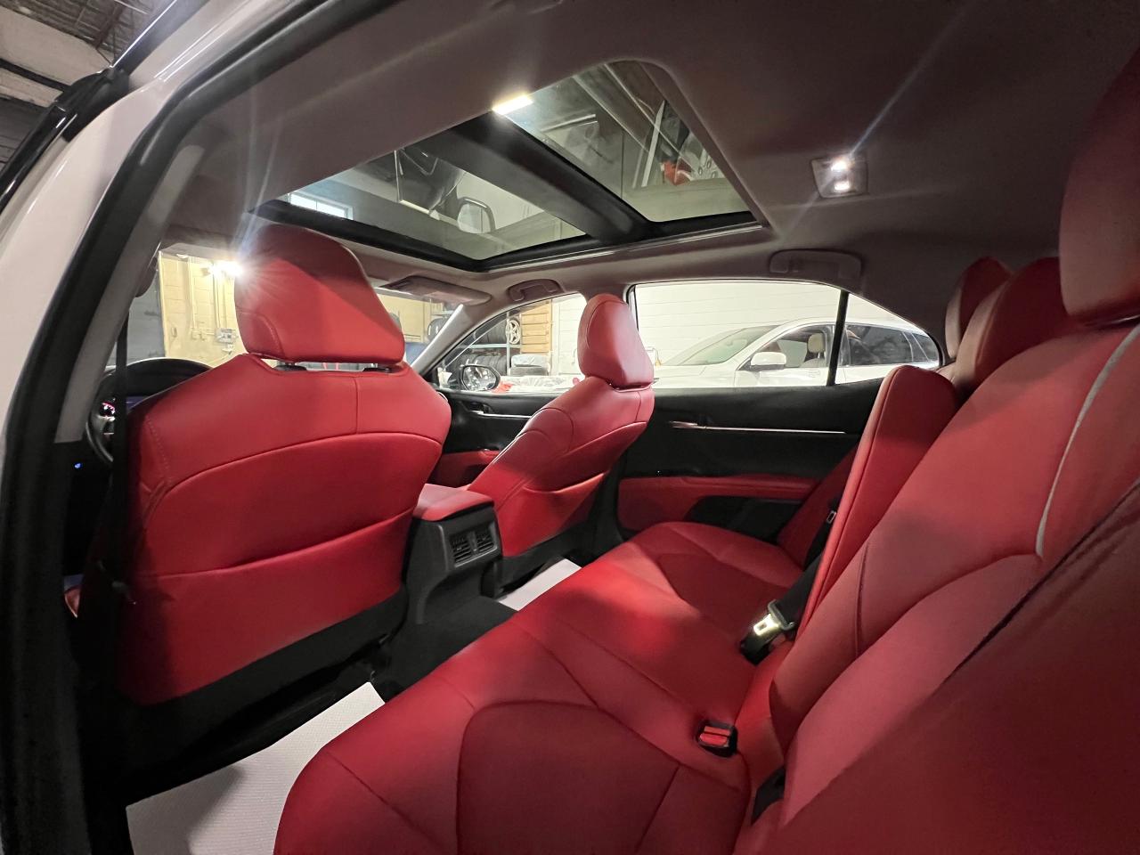 2020 Toyota Camry 4 CYL | AWD | XSE | RED LEATHER - Photo #33