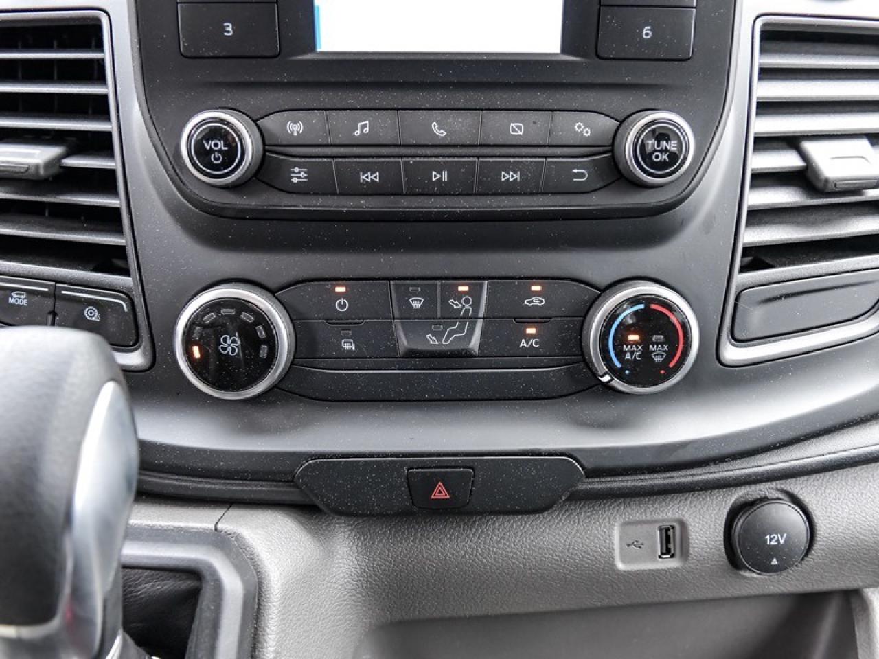 2023 Ford Transit Cutaway Photo