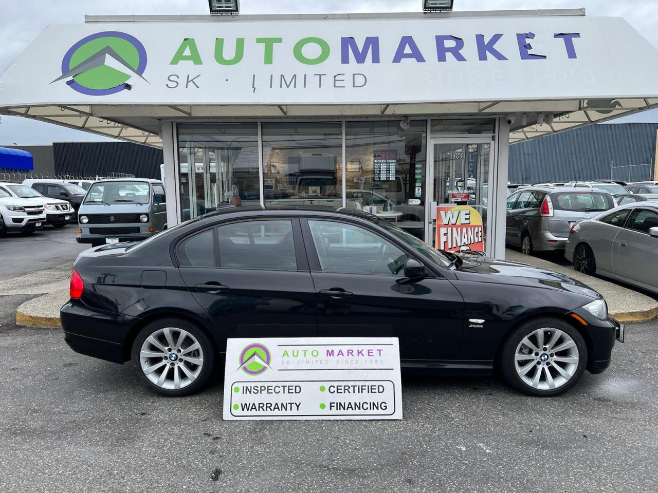 Used 2011 BMW 328i 328i xDrive MANUAL TRANS! SPORTY! FREE WRNTY & BCAA! for sale in Langley, BC
