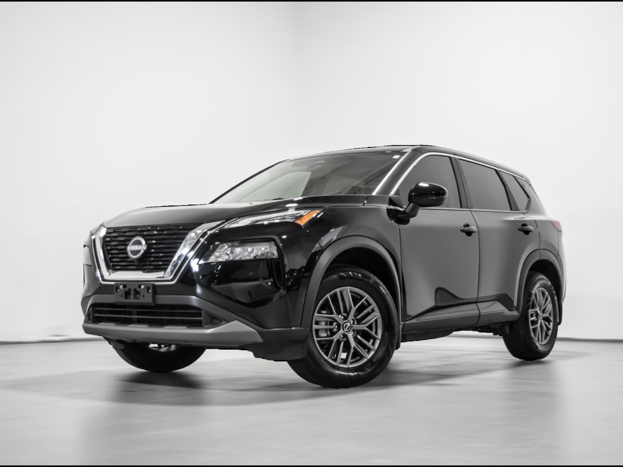 2022 Nissan Rogue S - Photo #1