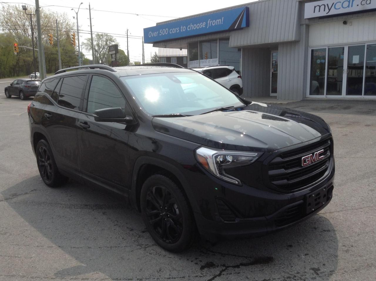Used 2021 GMC Terrain SLE A/T PKG!! NAV. PANOROOF. HEATED SEATS. BACKUP CAM! for sale in North Bay, ON