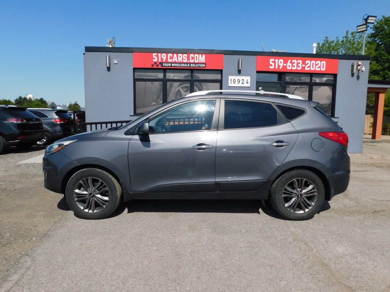2015 Hyundai Tucson | Sunroof | Heated Seats | Backup Camera - Photo #1