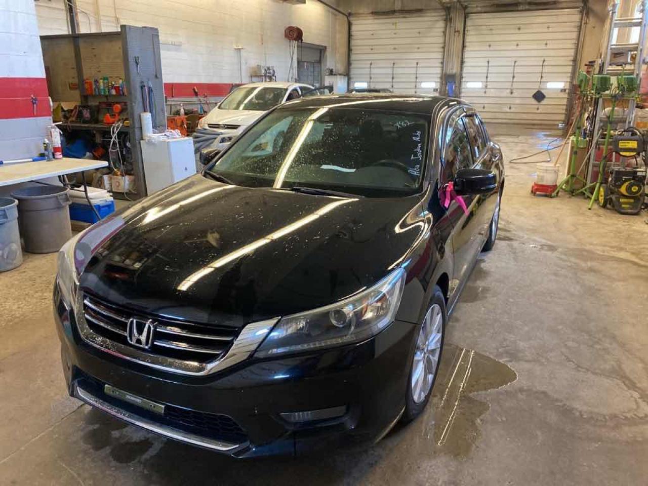 Used 2015 Honda Accord EXL for sale in Innisfil, ON