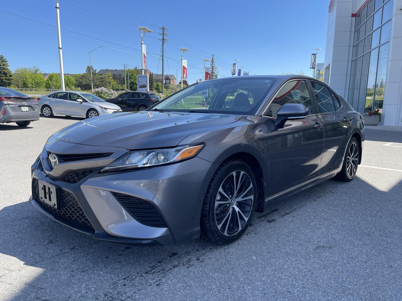 Used 2019 Toyota Camry SE for sale in Pickering, ON