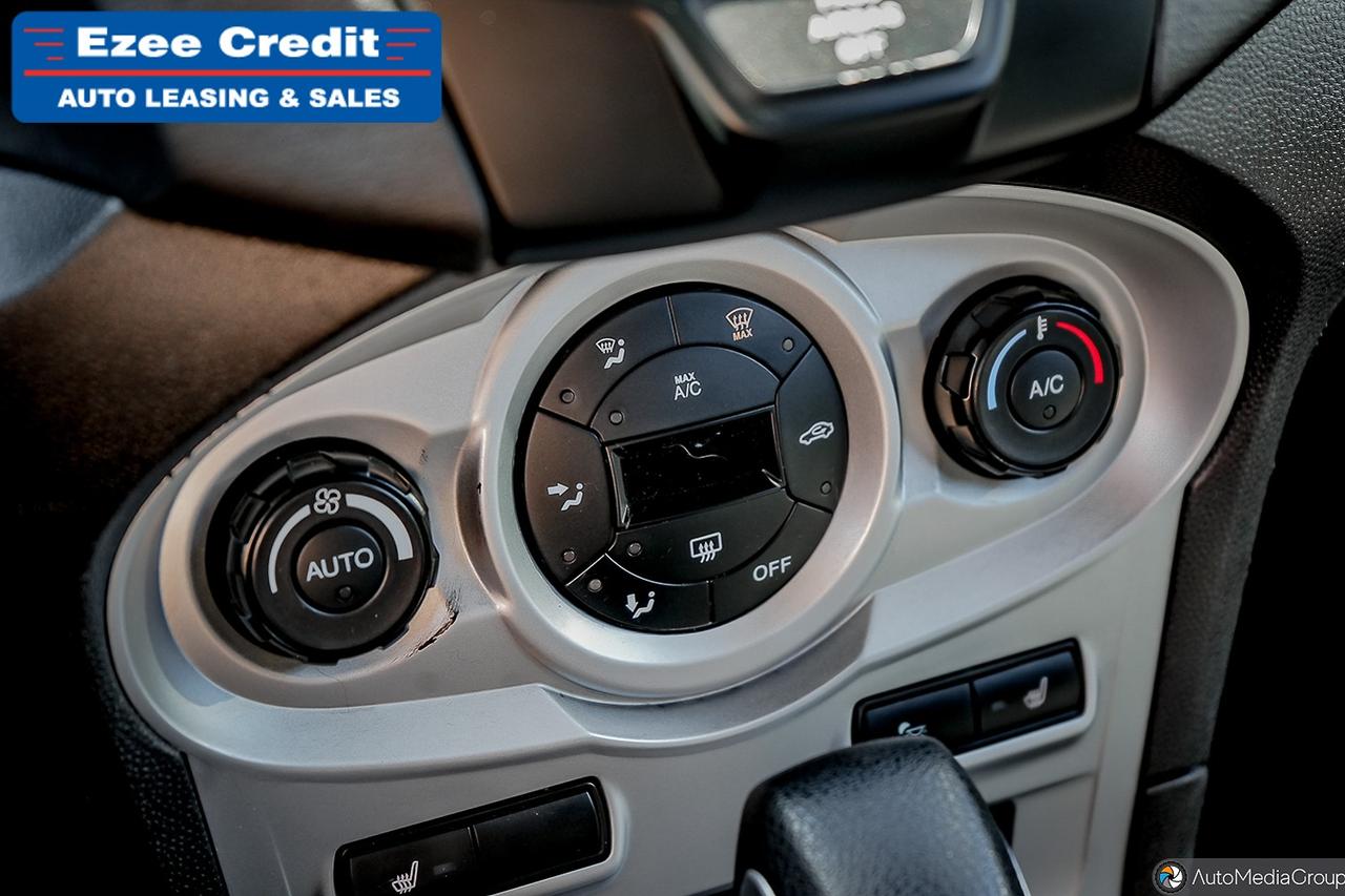 2016 Ford Fiesta SE Photo