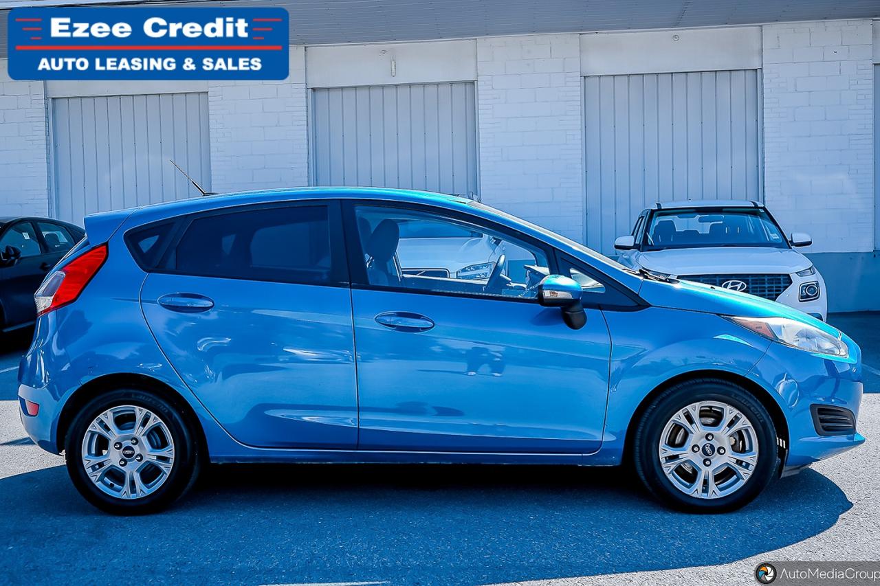 2016 Ford Fiesta SE Photo3