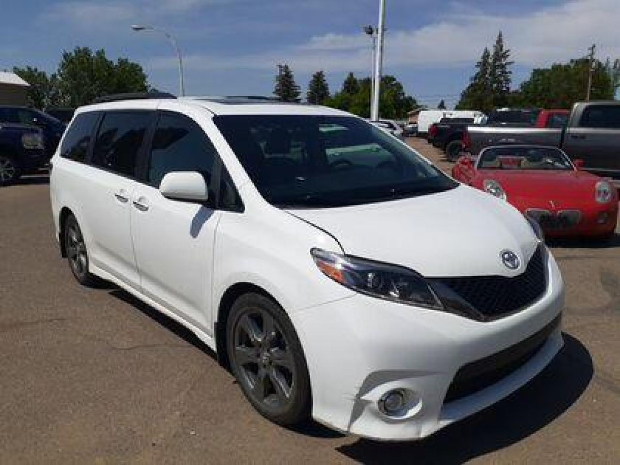 Used 2017 Toyota Sienna DVD, SUNROOF, LEATHER, BLIND SPOT #227 for sale in Medicine Hat, AB