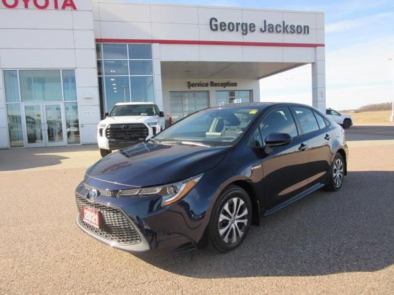 Used 2020 Toyota Corolla LE for sale in Renfrew, ON