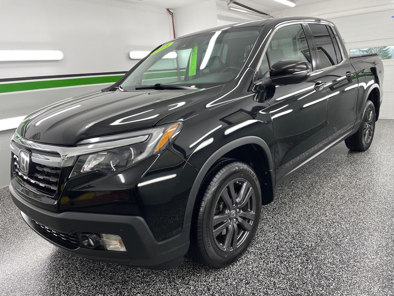 2018 Honda Ridgeline EX-L - Photo #3