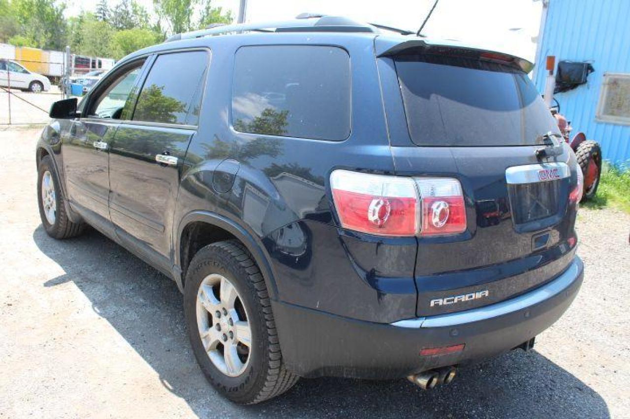2012 GMC Acadia  Photo3