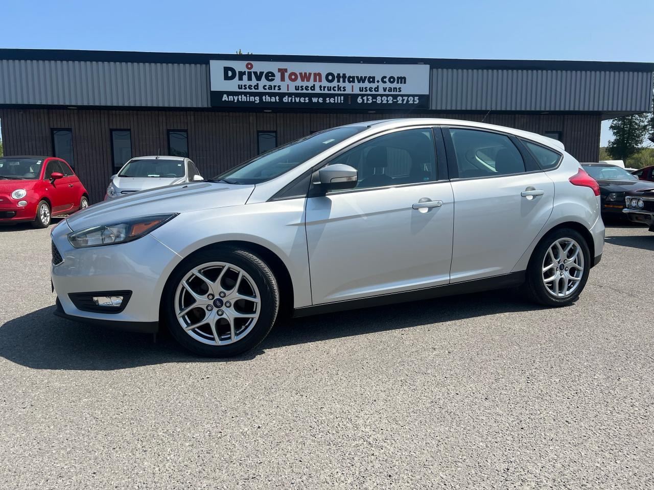 Used 2015 Ford Focus SE Hatchback for sale in Ottawa, ON