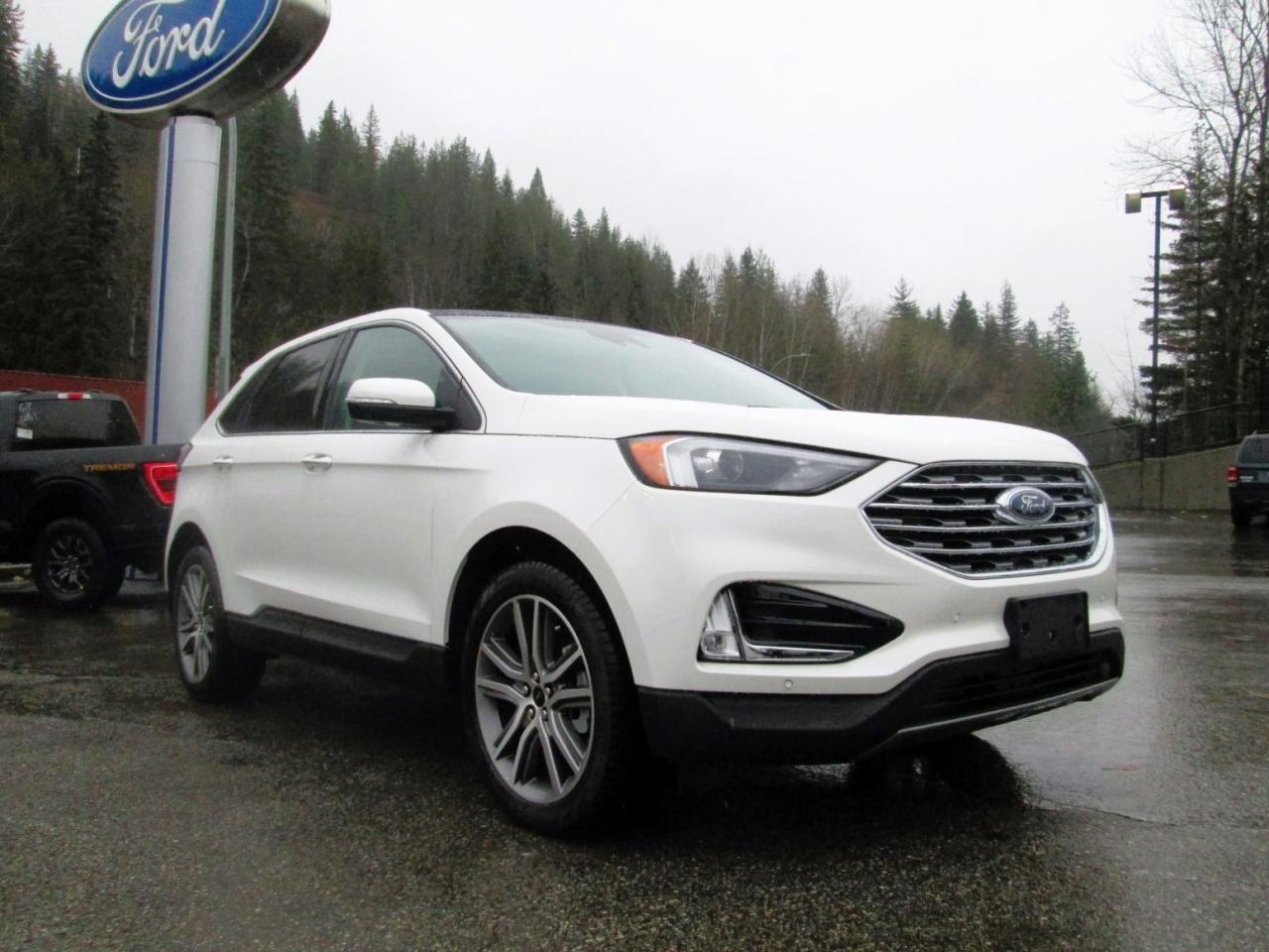 2023 Ford Edge Titanium Photo0