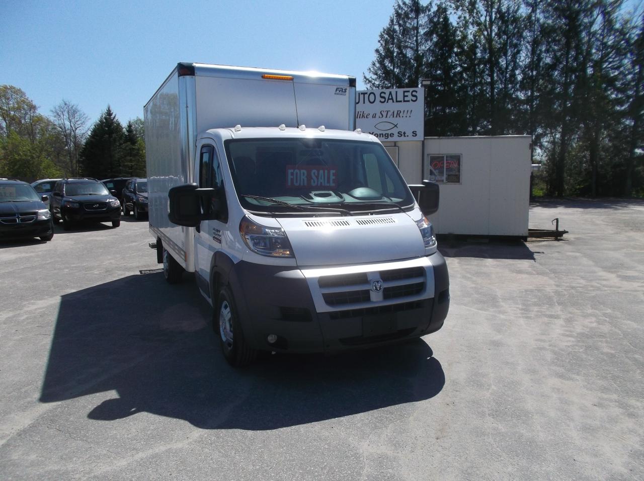 2014 Dodge Promaster 3500 14 FT CUBE - Photo #1