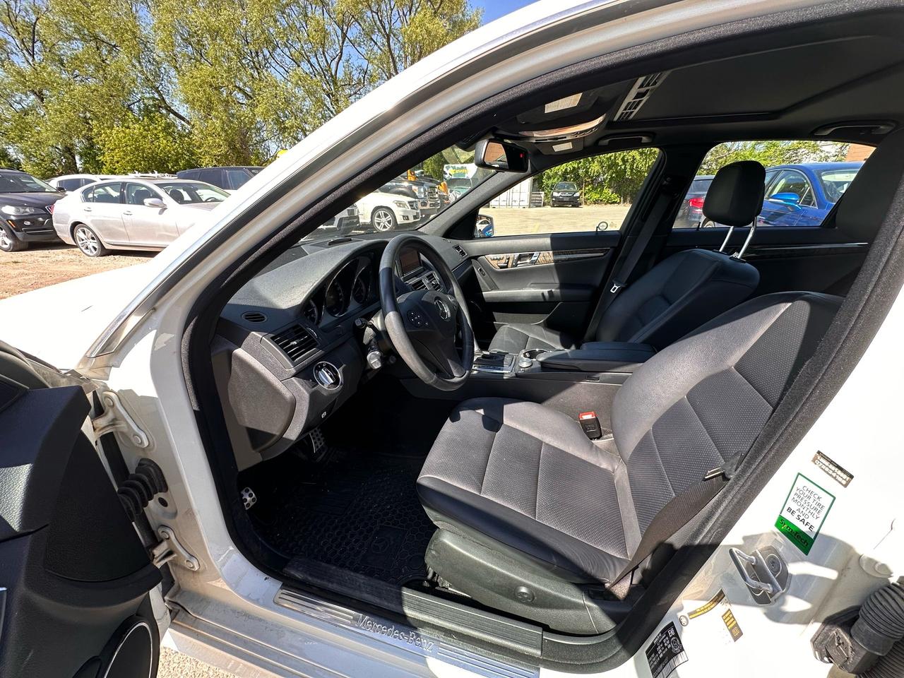 2011 Mercedes-Benz C-Class C 300 Photo