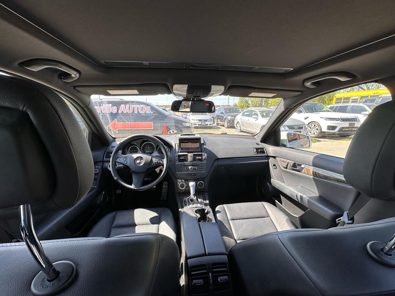 2011 Mercedes-Benz C-Class C 300 Photo
