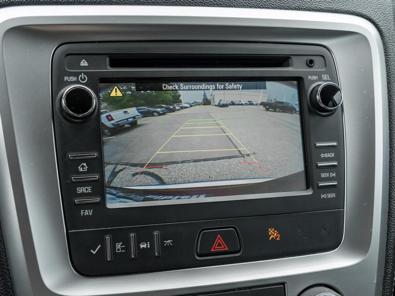 2015 GMC Acadia SLE Photo