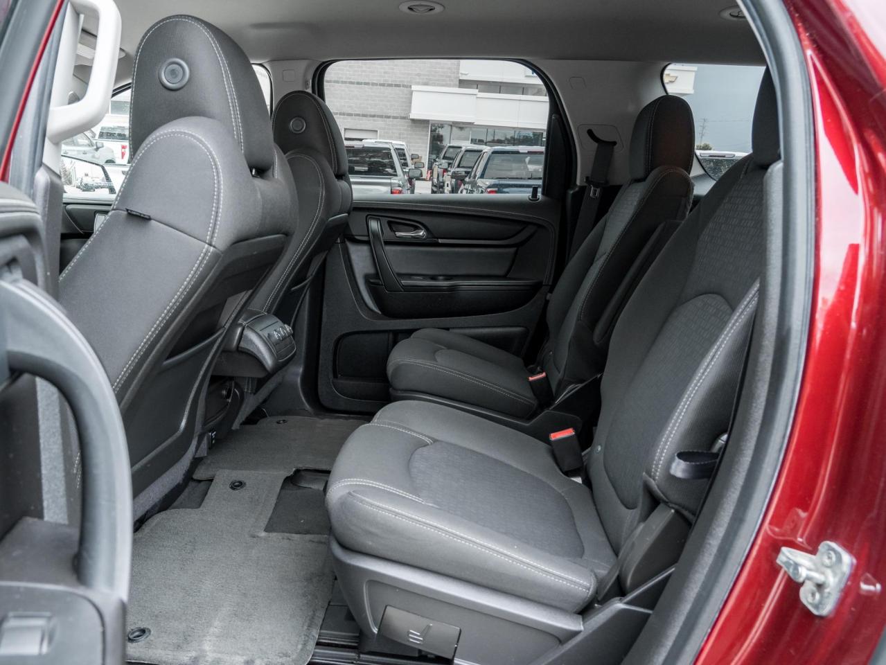 2015 GMC Acadia SLE Photo