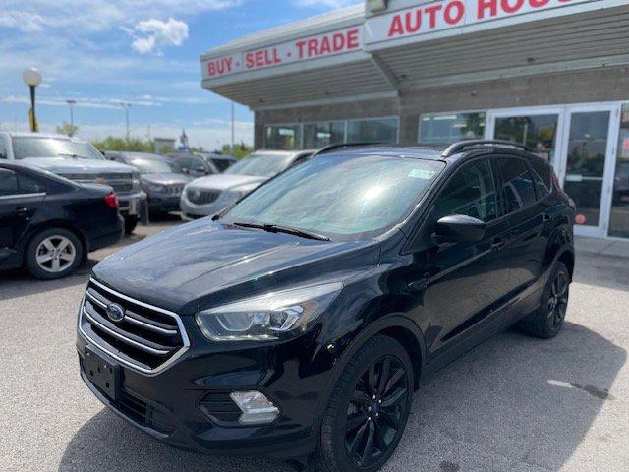 Used 2017 Ford Escape SE BACKUP CAMERA PANORAMIC SUNROOF for sale in Calgary, AB