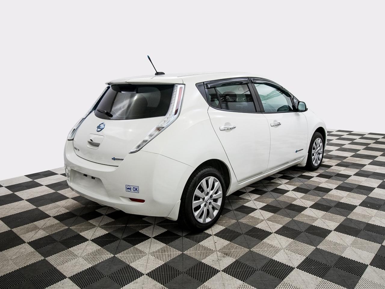 used 2014 Nissan LEAF S/SV/SL car, priced at $8,888