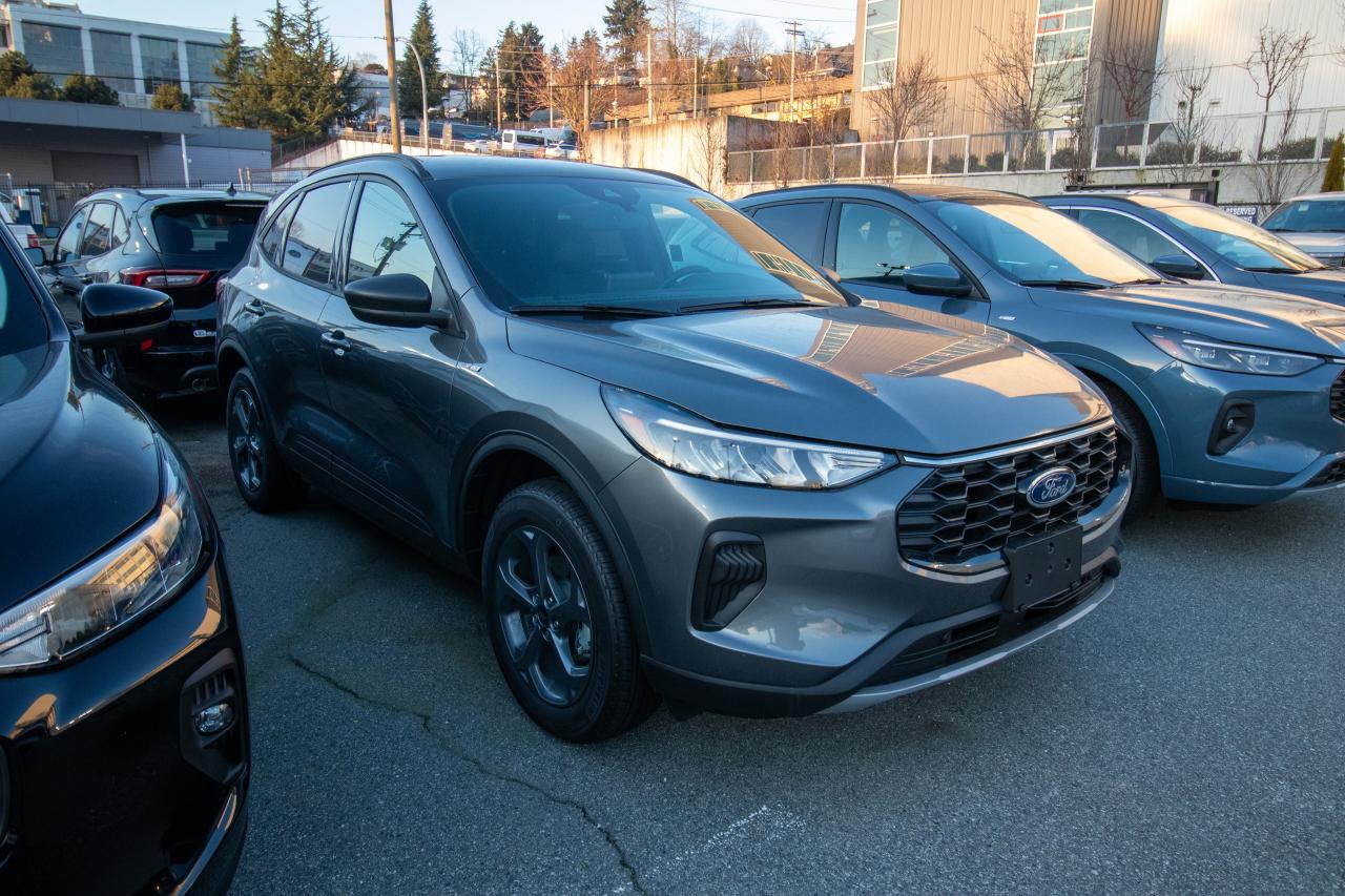 new 2025 Ford Escape car, priced at $36,194