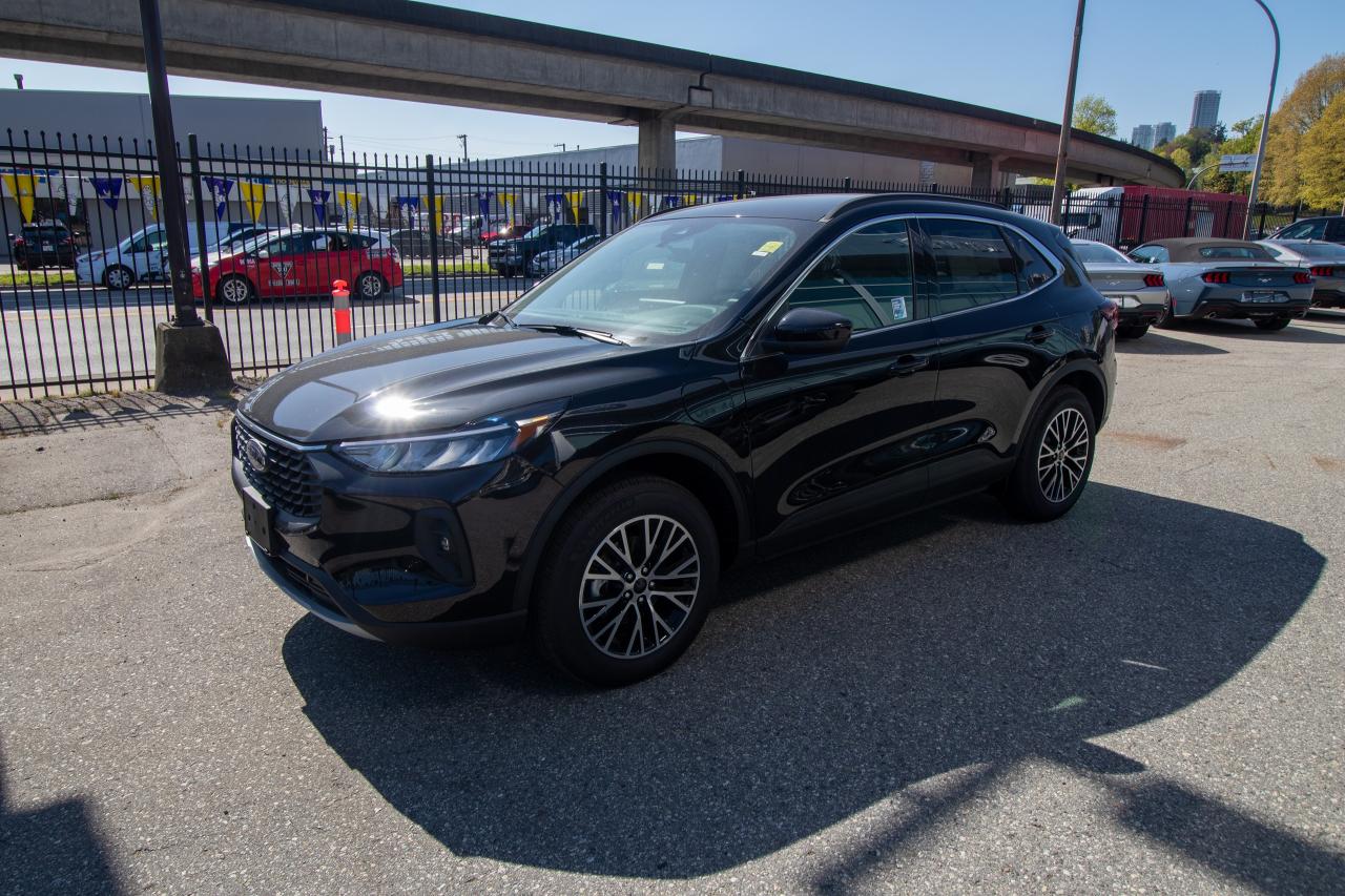 new 2025 Ford Escape car, priced at $40,294