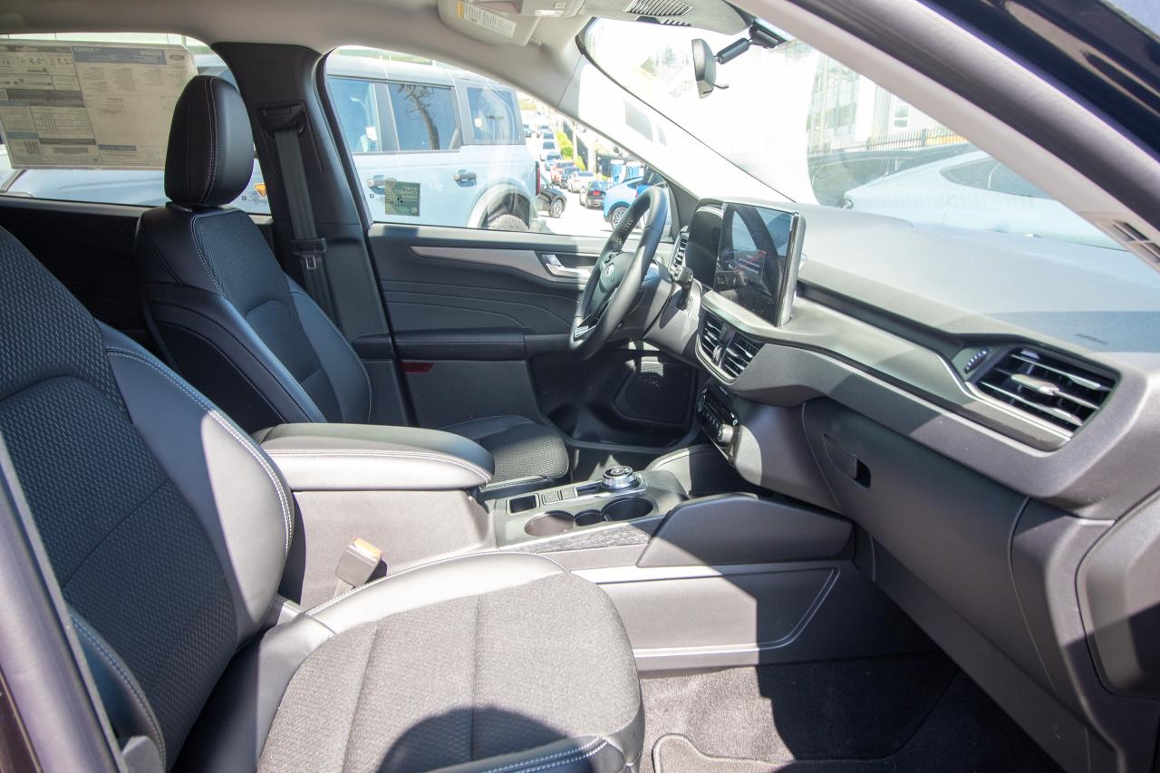 new 2025 Ford Escape car, priced at $40,294