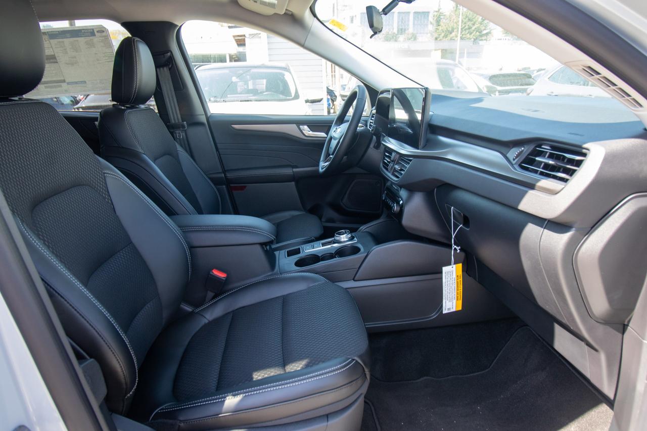 new 2025 Ford Escape car, priced at $40,929