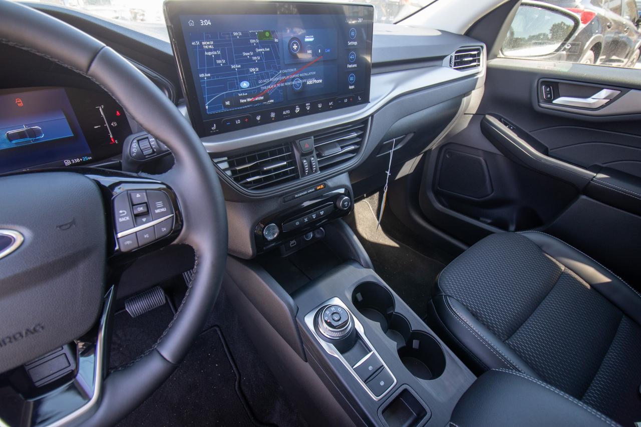 new 2025 Ford Escape car, priced at $40,929