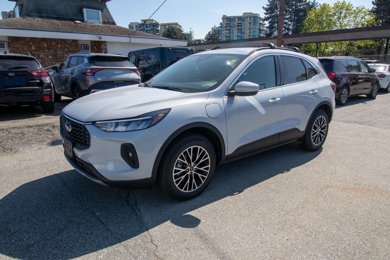 new 2025 Ford Escape car, priced at $40,929