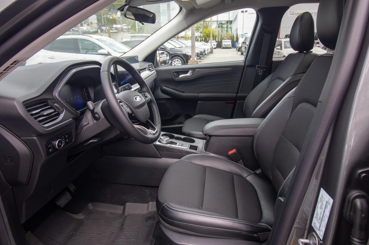 new 2025 Ford Escape car, priced at $42,644