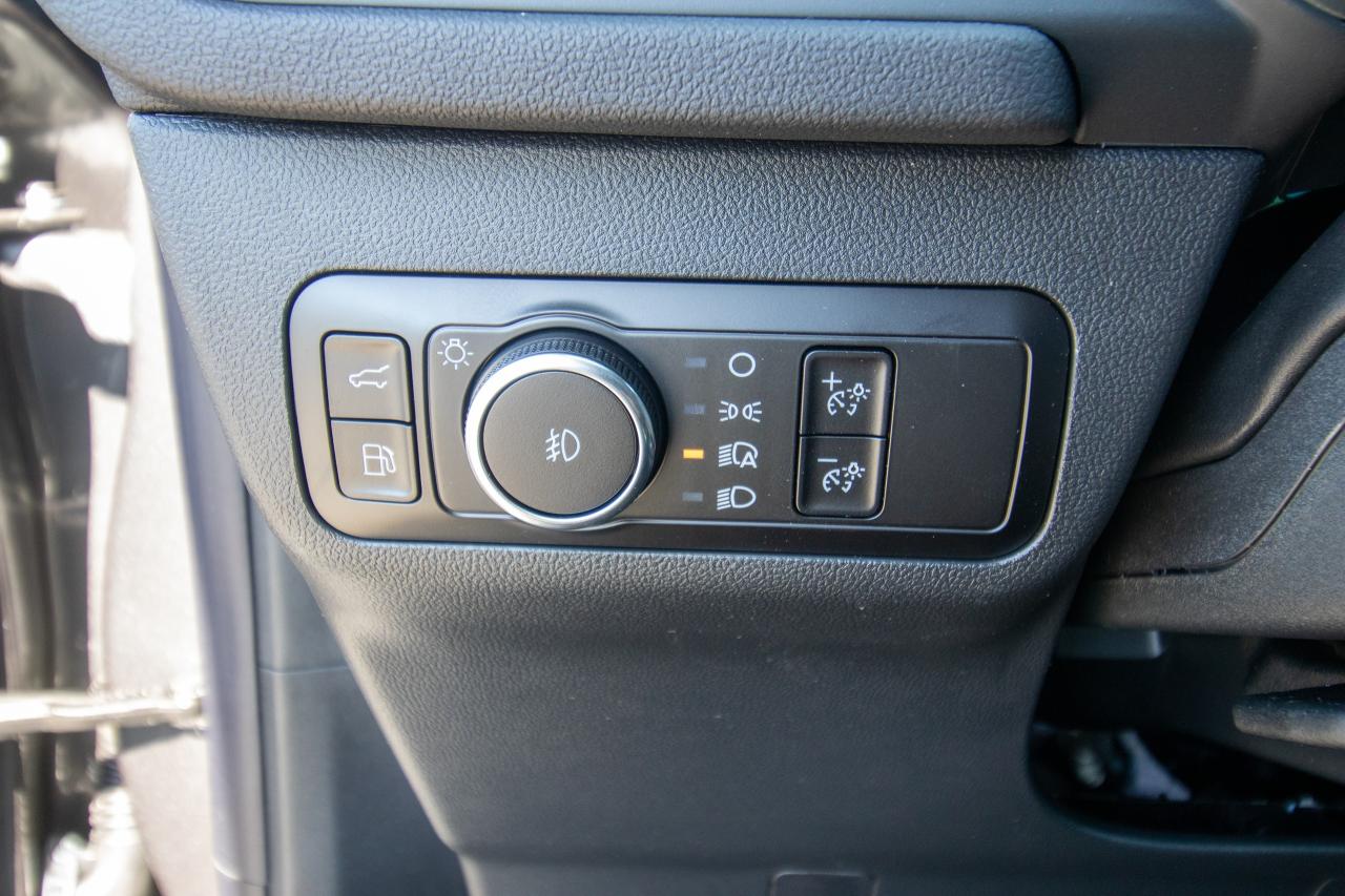 new 2025 Ford Escape car, priced at $40,444