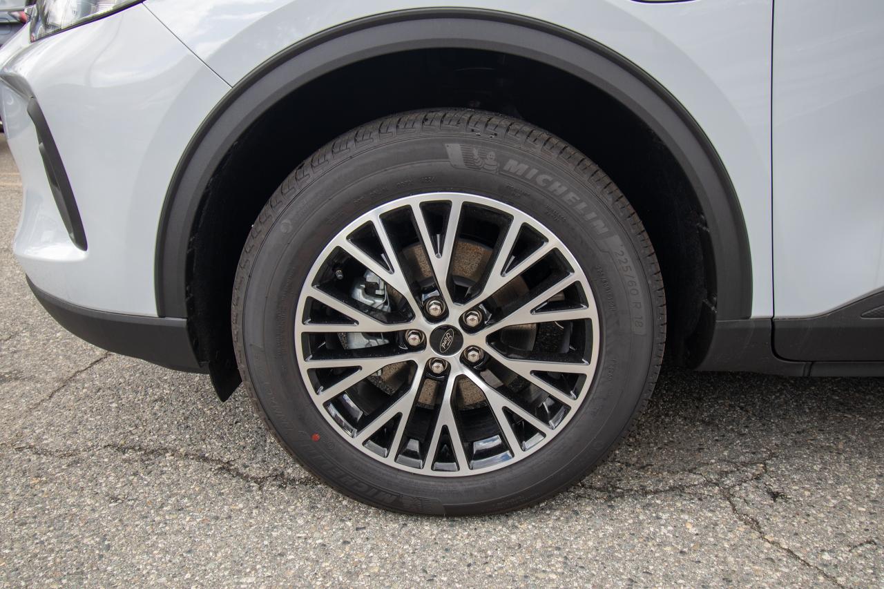 new 2025 Ford Escape car, priced at $40,444