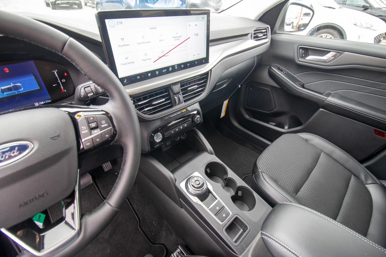 new 2025 Ford Escape car, priced at $40,444