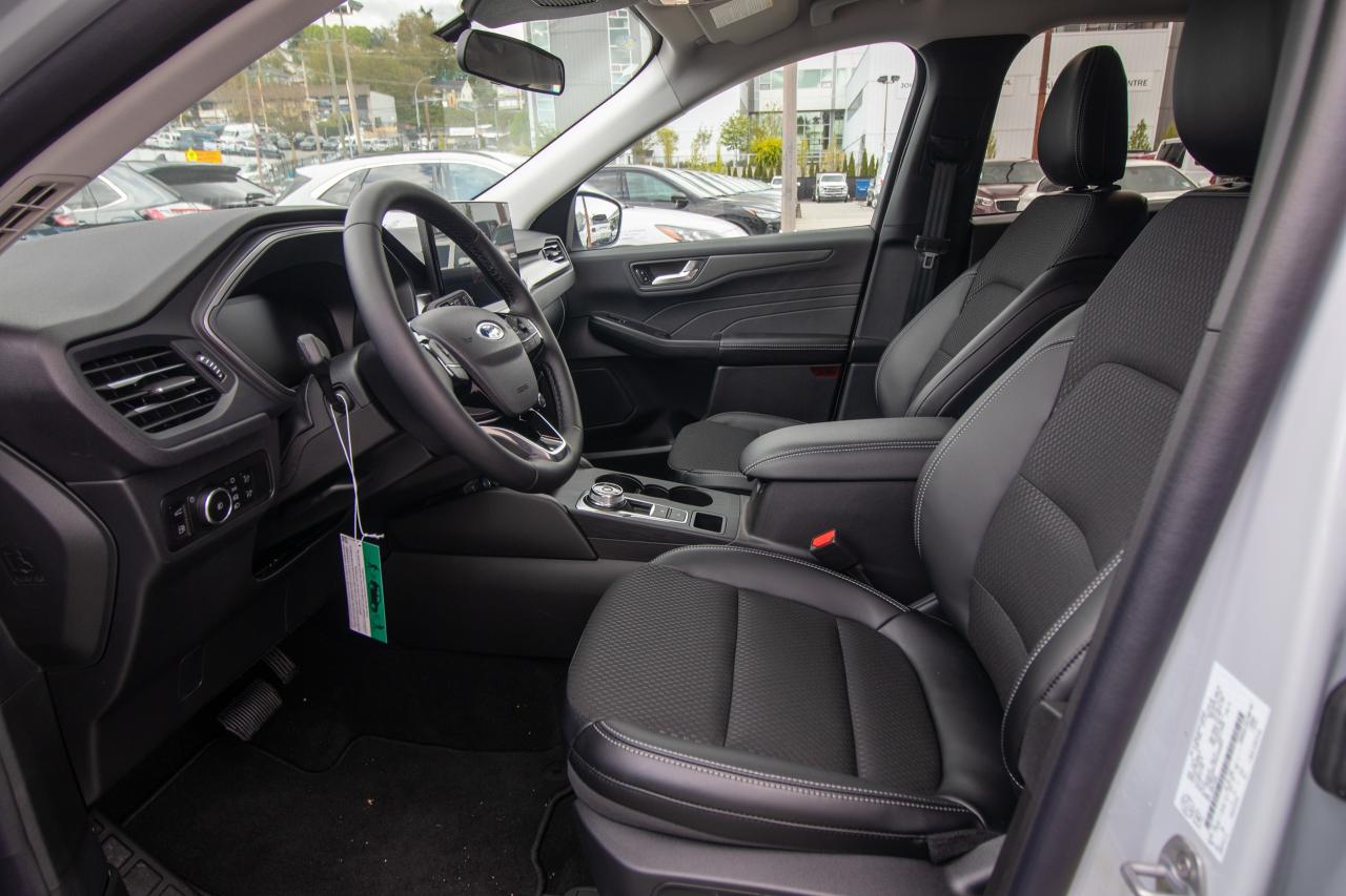 new 2025 Ford Escape car, priced at $40,444