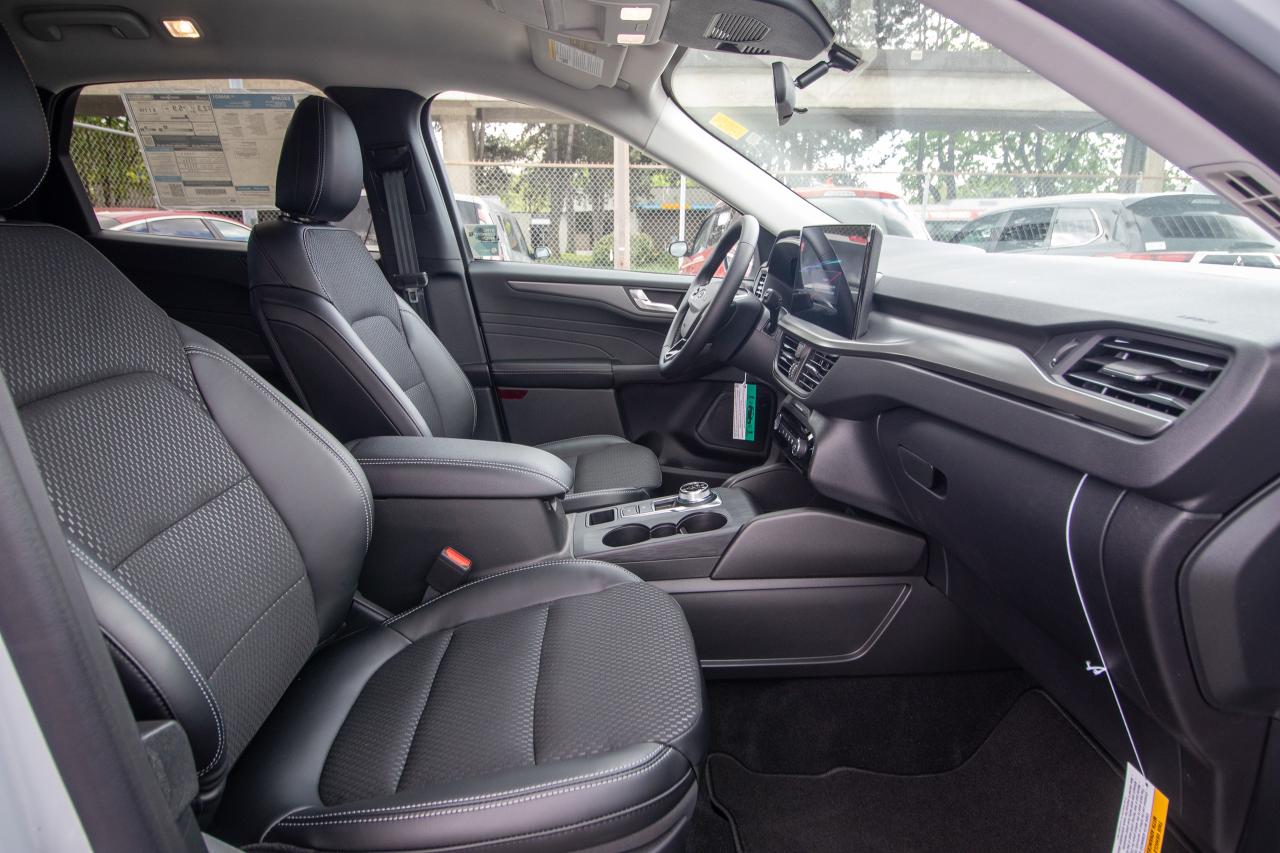 new 2025 Ford Escape car, priced at $40,444