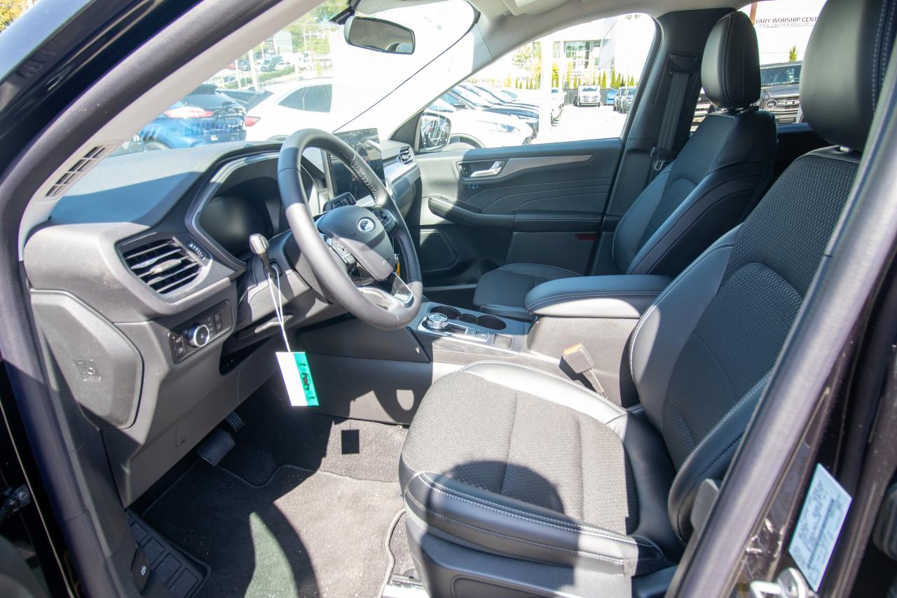 new 2025 Ford Escape car, priced at $41,444