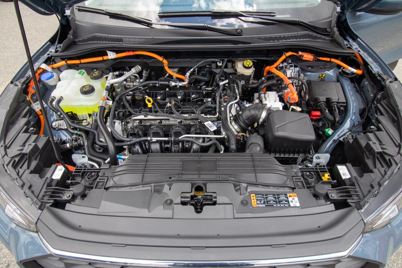new 2025 Ford Escape car, priced at $42,294