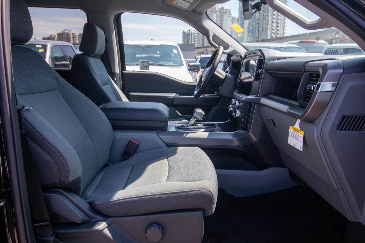 new 2025 Ford F-150 Lightning car, priced at $58,919